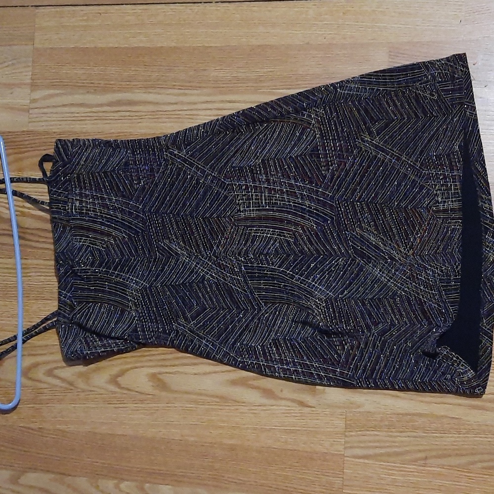 Dress - Picture 3 of 3